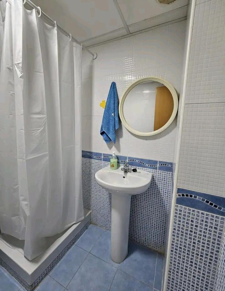 Habitacion En Piso Compartido Cerca De Playa Apartment Xilxes  Luaran gambar